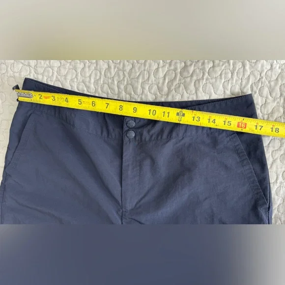 Eddie Bauer Women’s Active Sport Shorts Size 12 Black - Picture 9 of 9